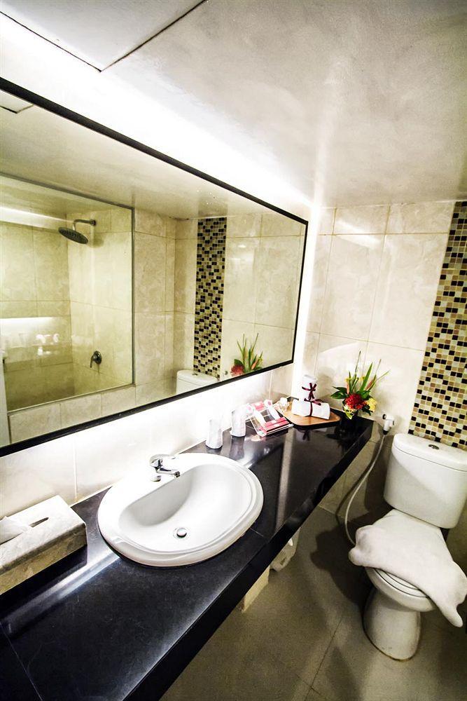 Sahid Kawanua Hotel Manado Exterior photo
